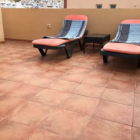 Villa Newman - 3bed, Private Heated Pool, Games Room, Playa Parisio, Adeje