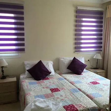 Newman - 3bed, Private Heated Pool, Games Room, Playa Parisio, Adeje *